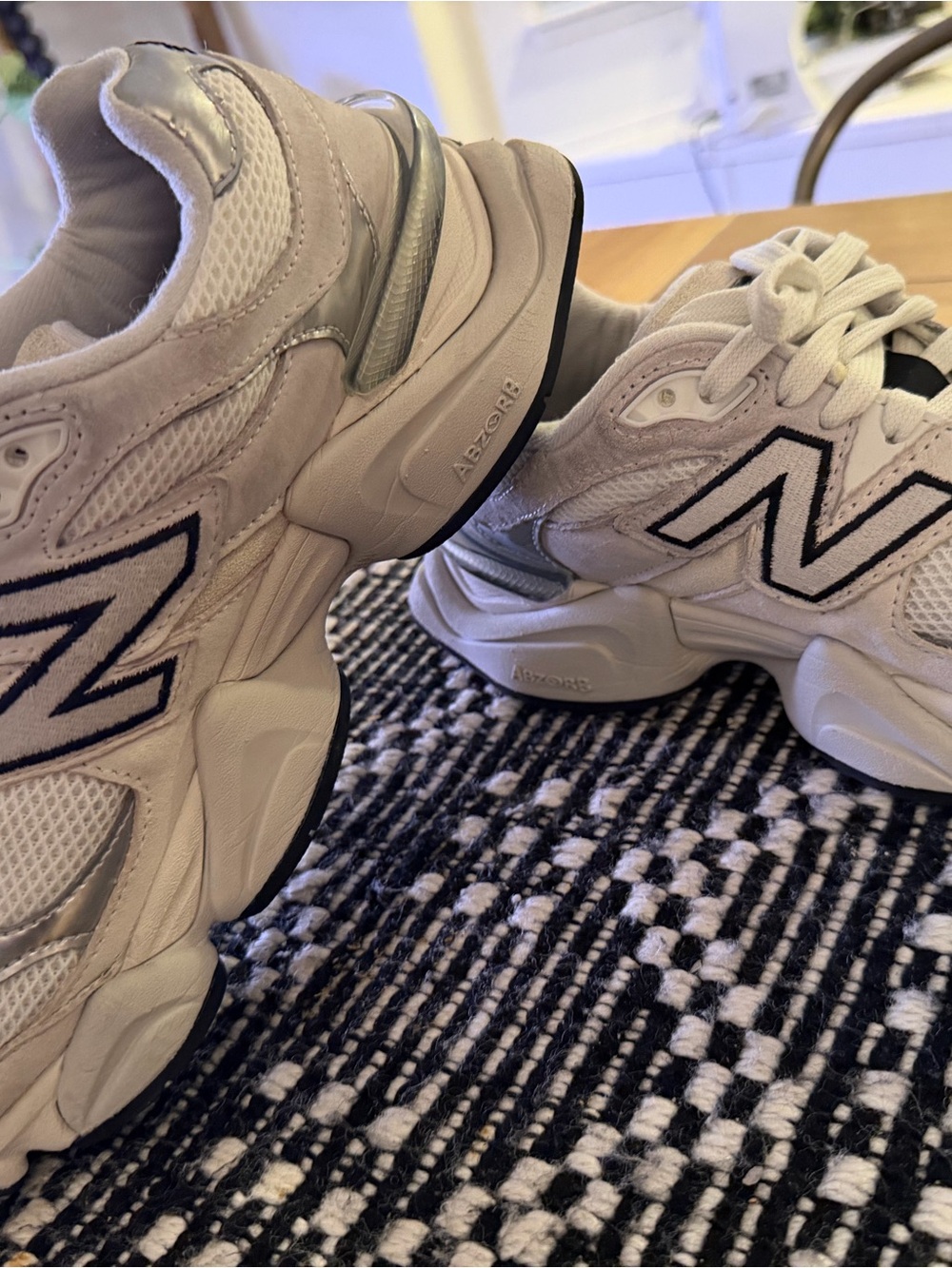 New Balance 9060 Women's 9 / Mens 7.5 White and Silver Chunky Sneaker